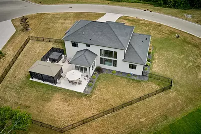 13680 W Upland Ridge Ct, New Berlin, WI 53151 - Photo 37