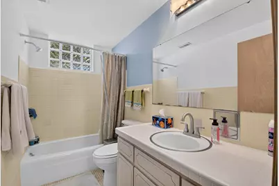 N2445  Fisk Dr, Kenosha, WI 53105 - Photo 25