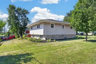 N2445 Fisk Dr, Bloomfield, WI 53105 - Photo 35