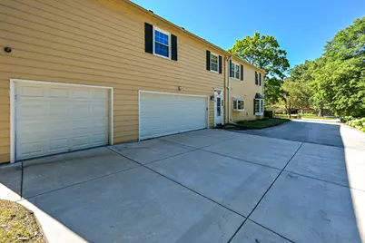 229 W Indian Creek Ct, Fox Point, WI 53217 - Photo 39