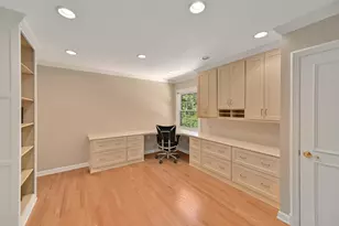 229 W Indian Creek Ct, Fox Point, WI 53217 - Photo 31