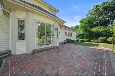 13510 W Edgewood Ct, New Berlin, WI 53151 - Photo 43