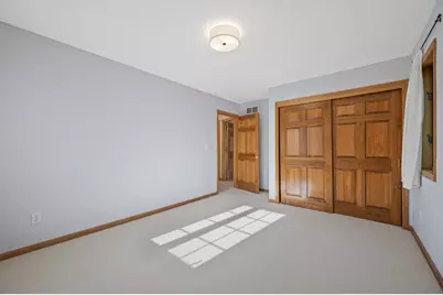 13510 W Edgewood Ct, New Berlin, WI 53151 - Photo 31