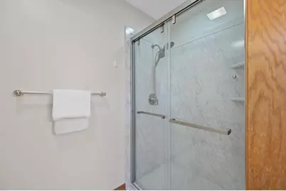 13510 W Edgewood Ct, New Berlin, WI 53151 - Photo 35