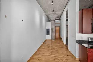311 E Erie St, Milwaukee, WI 53202 - Photo 17