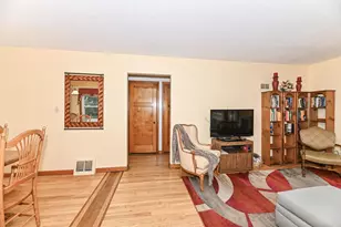 3038 S 55th St, Milwaukee, WI 53219 - Photo 3