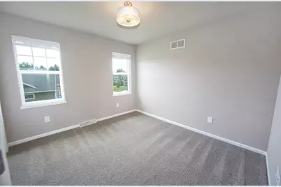 7850 W Mourning Dove Ln, Mequon, WI 53097 - Photo 23