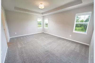 7850 W Mourning Dove Ln, Mequon, WI 53097 - Photo 17