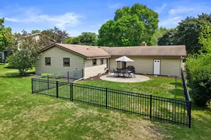 732 S Grandview Blvd, Waukesha, WI 53188 - Photo 31