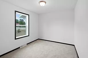 1278 E Bluff Rd, Whitewater, WI 53190 - Photo 13