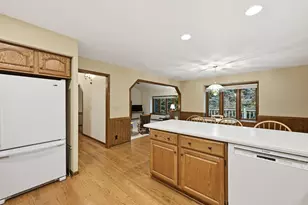 2203 Napa Trail, Waukesha, WI 53188 - Photo 11