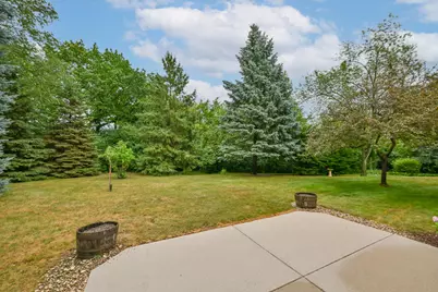 2203  Napa Trl, Waukesha, WI 53188 - Photo 25