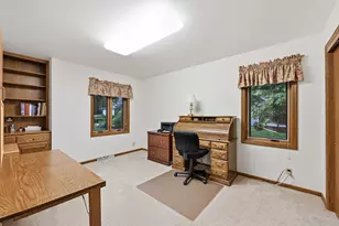 2203 Napa Trail, Waukesha, WI 53188 - Photo 17
