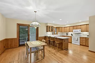 2203 Napa Trail, Waukesha, WI 53188 - Photo 9