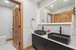 W307N2873 Fieldwood Dr, Delafield, WI 53072 - Photo 53
