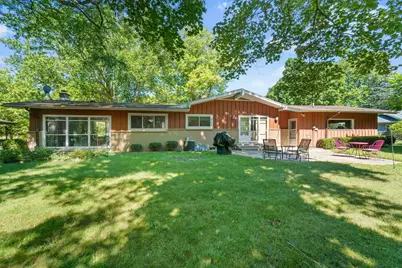 6684 N Atwahl Dr, Glendale, WI 53209 - Photo 17