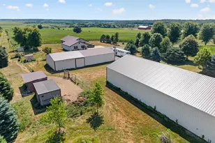 N5802 Johnson Rd, Richmond, WI 53115 - Photo 5