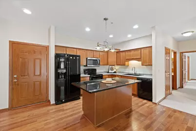 118 N 74th St #118, Milwaukee, WI 53213 - Photo 3
