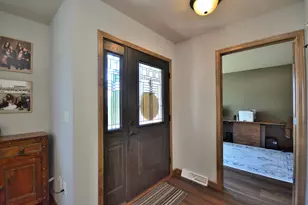 1525 Whitewater Dr, West Bend, WI 53095 - Photo 13