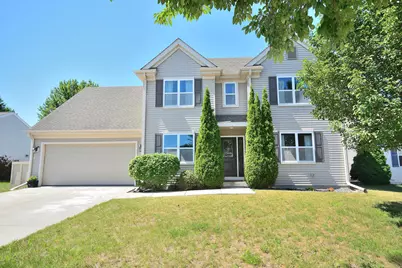 1525  Whitewater Dr, West Bend, WI 53095 - Photo 1