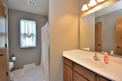 1525  Whitewater Dr, West Bend, WI 53095 - Photo 23