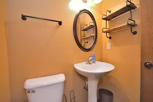1525 Whitewater Dr, West Bend, WI 53095 - Photo 11