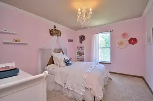1525 Whitewater Dr, West Bend, WI 53095 - Photo 21