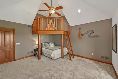 3277 N Canterbury Ln, Summit, WI 53066 - Photo 35