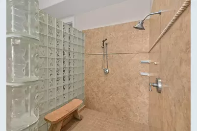 3277 N Canterbury Ln, Summit, WI 53066 - Photo 25