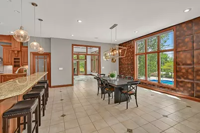 3277 N Canterbury Ln, Summit, WI 53066 - Photo 9