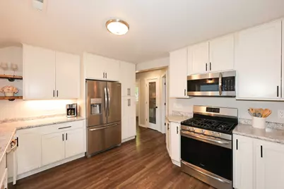 4908  Anker Rd, Racine, WI 53405 - Photo 9