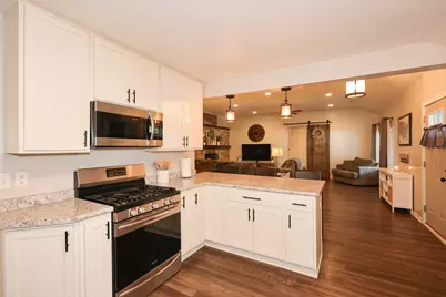 4908  Anker Rd, Racine, WI 53405 - Photo 11