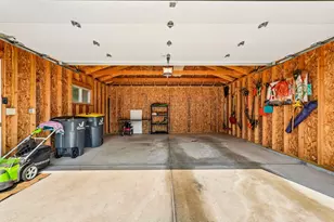 423 N Hine Ave, Waukesha, WI 53188 - Photo 25