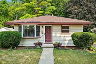 423 N Hine Ave, Waukesha, WI 53188 - Photo 1