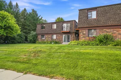 1406  Creek Rd #7, West Bend, WI 53090 - Photo 19