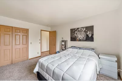 1406  Creek Rd #7, West Bend, WI 53090 - Photo 13