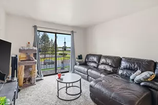 1406 Creek Rd, West Bend, WI 53090 - Photo 3