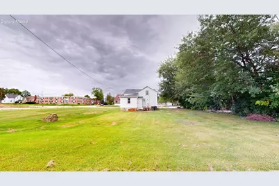 709 S Main St, Jefferson, WI 53549 - Photo 45