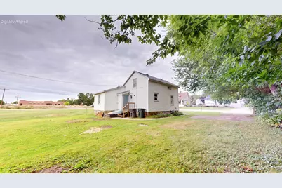 709 S Main St, Jefferson, WI 53549 - Photo 43