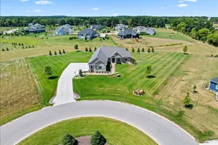 N83W27815 Cress-Brook Ct, Lisbon, WI 53029 - Photo 69