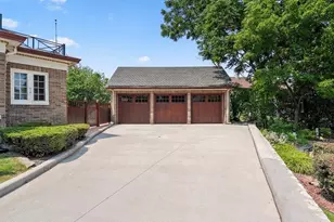 822 Hawthorne Terrace, Manitowoc, WI 54220 - Photo 5