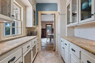 822 Hawthorne Terrace, Manitowoc, WI 54220 - Photo 29