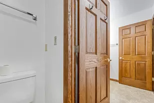 6908 W Marine Ct, Milwaukee, WI 53223 - Photo 17