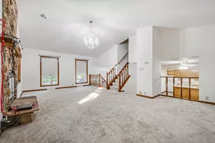 6908 W Marine Ct, Milwaukee, WI 53223 - Photo 5