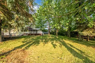6908 W Marine Ct, Milwaukee, WI 53223 - Photo 27