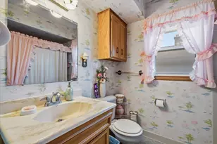 4431 N 62nd St, Milwaukee, WI 53218 - Photo 27