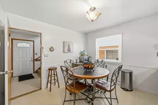 4431 N 62nd St, Milwaukee, WI 53218 - Photo 15