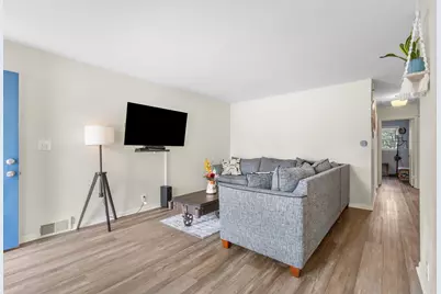 5622 W Montana St, Milwaukee, WI 53219 - Photo 11
