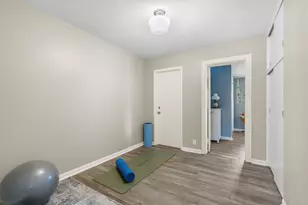 5622 W Montana St, Milwaukee, WI 53219 - Photo 17
