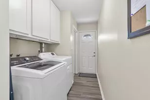 5622 W Montana St, Milwaukee, WI 53219 - Photo 13